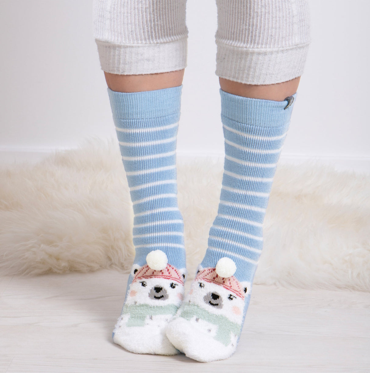 Totes Toasties SINGLE ORIGINAL SLIPPER SOCKS Womens Socks Polar Bear