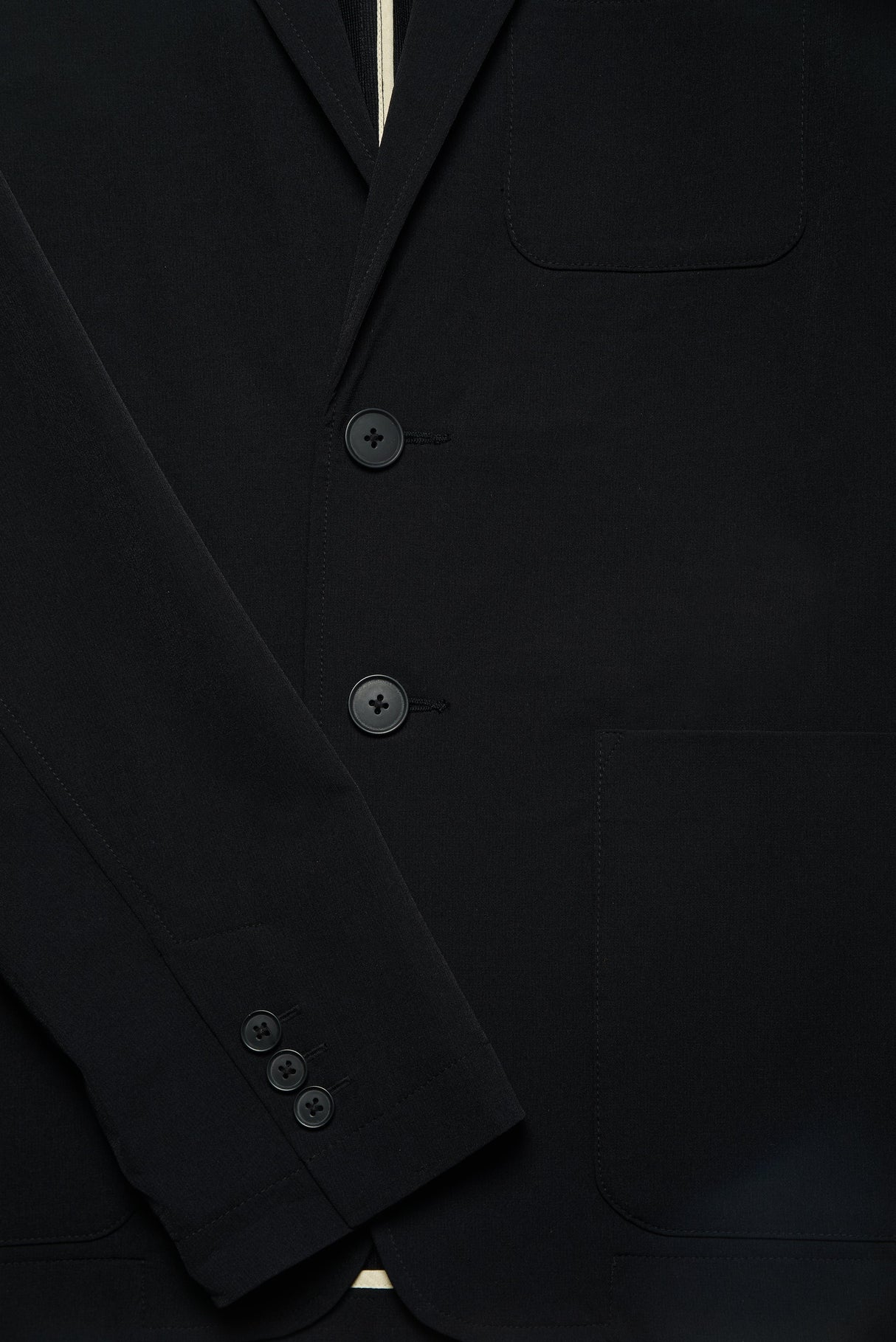 Dylan 2 Button Blazer - Black