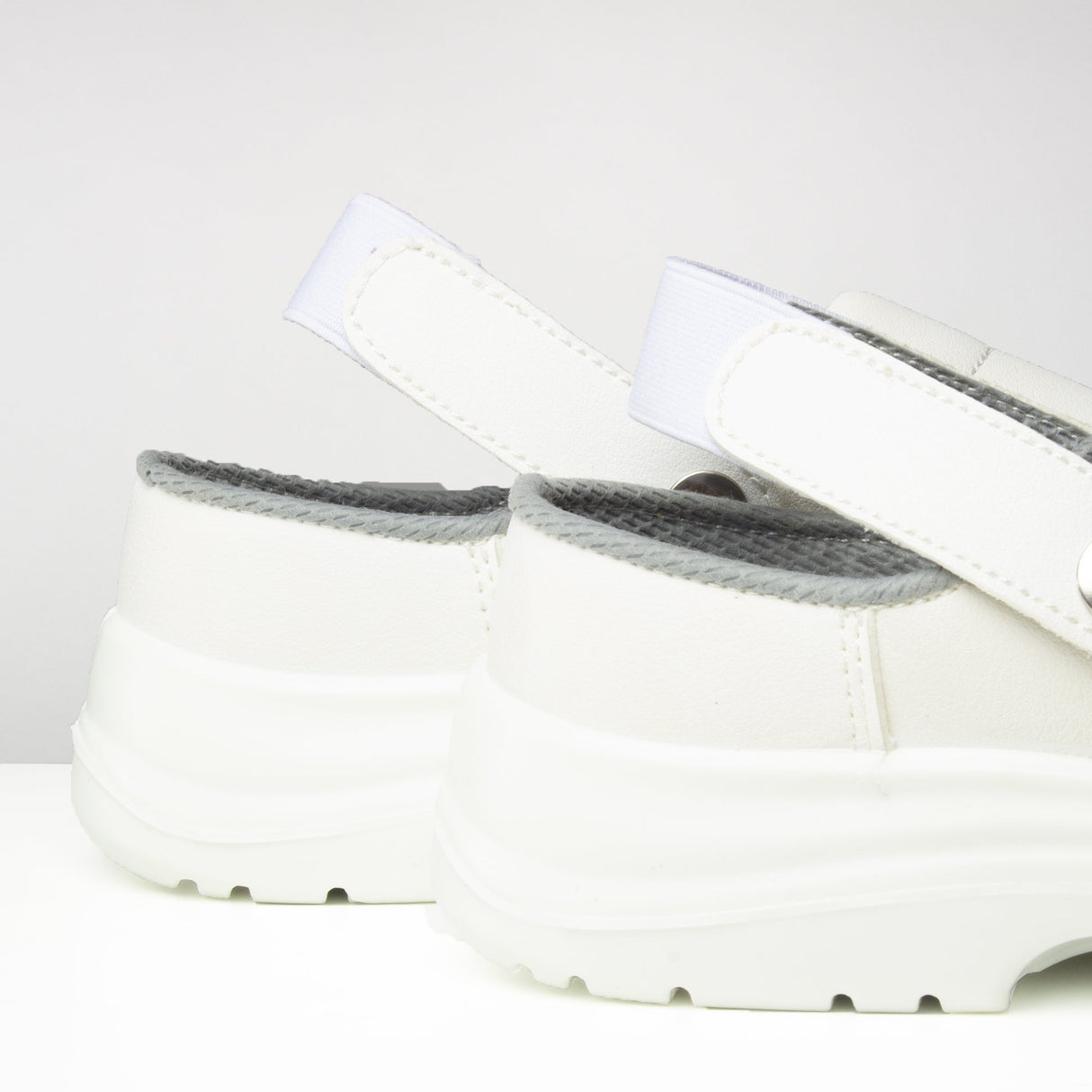 Amblers Safety FS512 Unisex Safety Clogs White