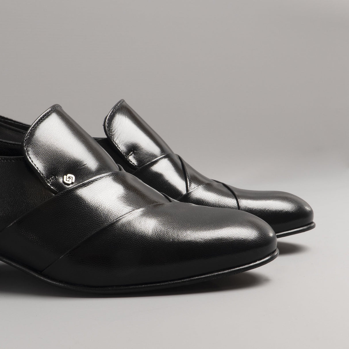 RICO Mens Smooth Leather Cuban Heel Shoes Black