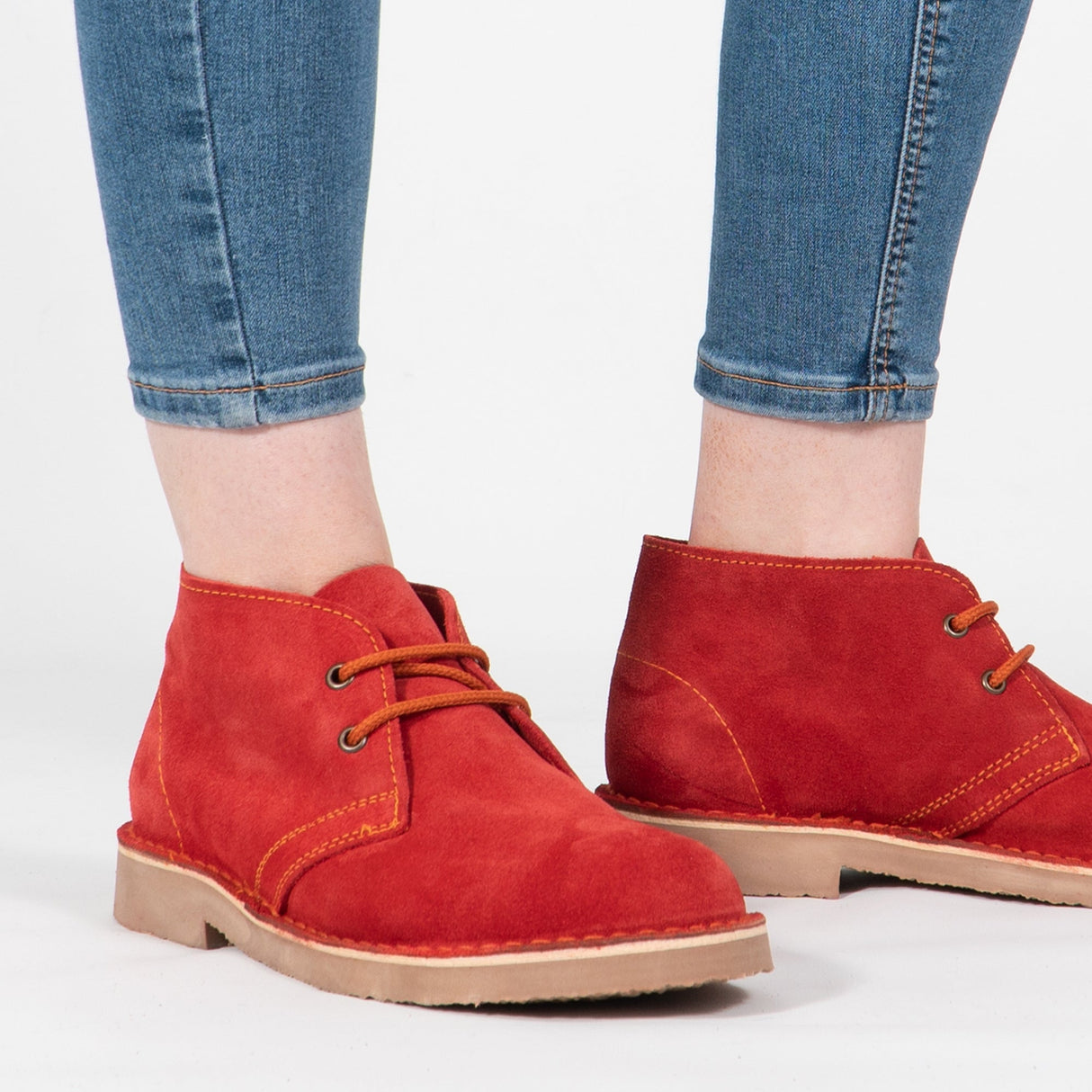 Roamers M467DS Unisex Desert Boots Red