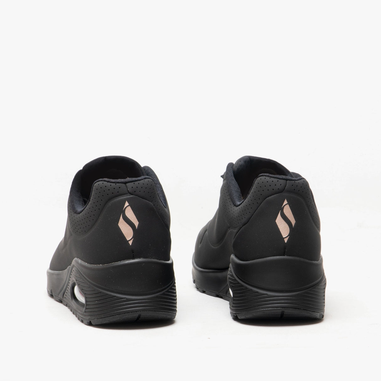 Skechers 73690/BBK UNO STAND ON AIR Womens Trainers Black