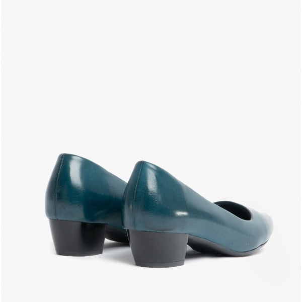 Boulevard MARIA Womens Low Block Heel Court Shoes Navy