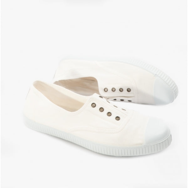 Victoria 1915 INGLESA DREC Womens Canvas Pumps White