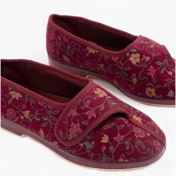 GBS WILMA Womens Slippers Wine