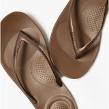 FitFlop IQUSHION Womens Ergonomic Toe Post Flip Flops Bronze