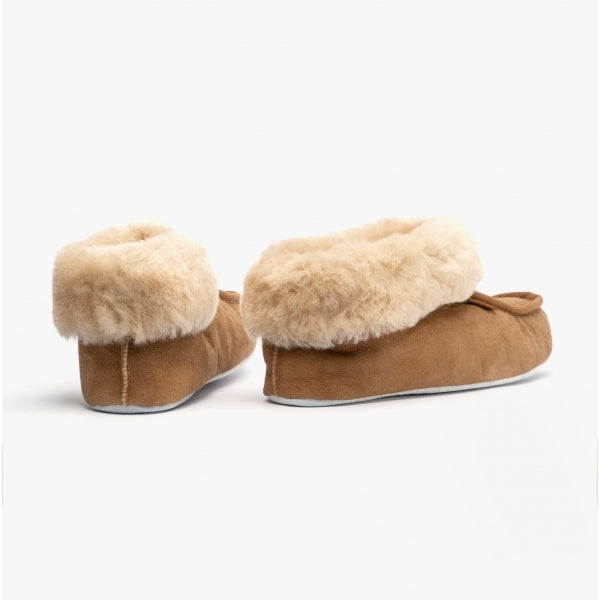 Shepherd MOA Womens Sheepskin Slipper Boots Chestnut