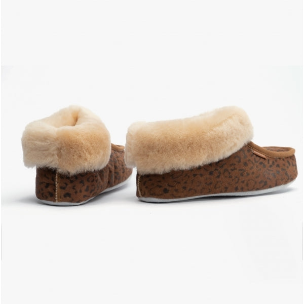 Shepherd MOA Womens Sheepskin Slipper Boots Chestnut/Leopard
