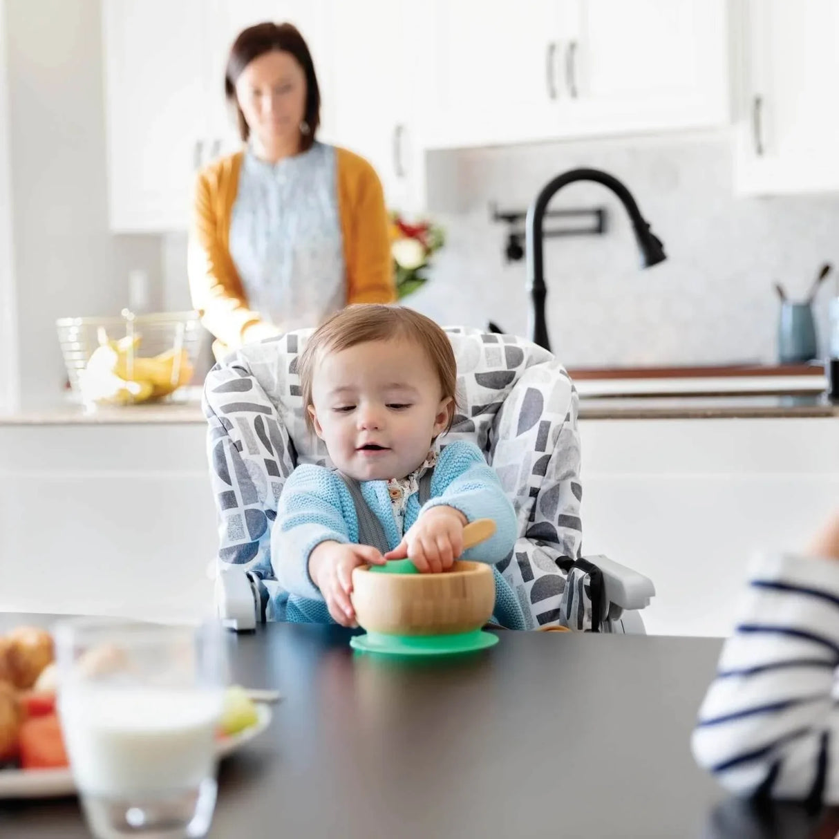 Joie Snacker 2-in-1 Highchair - Logan