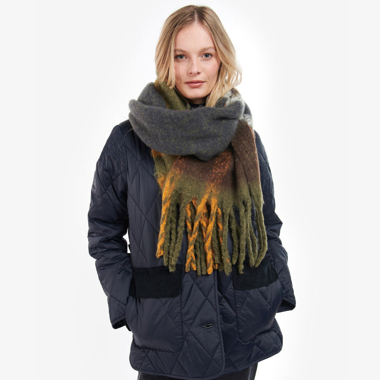 Barbour ISLA TARTAN BOUCLE Scarf Womens Classic