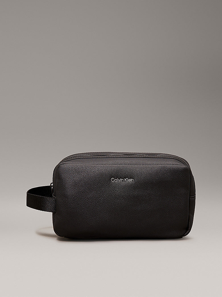 Calvin Klein WARMTH WASHBAG Mens Black