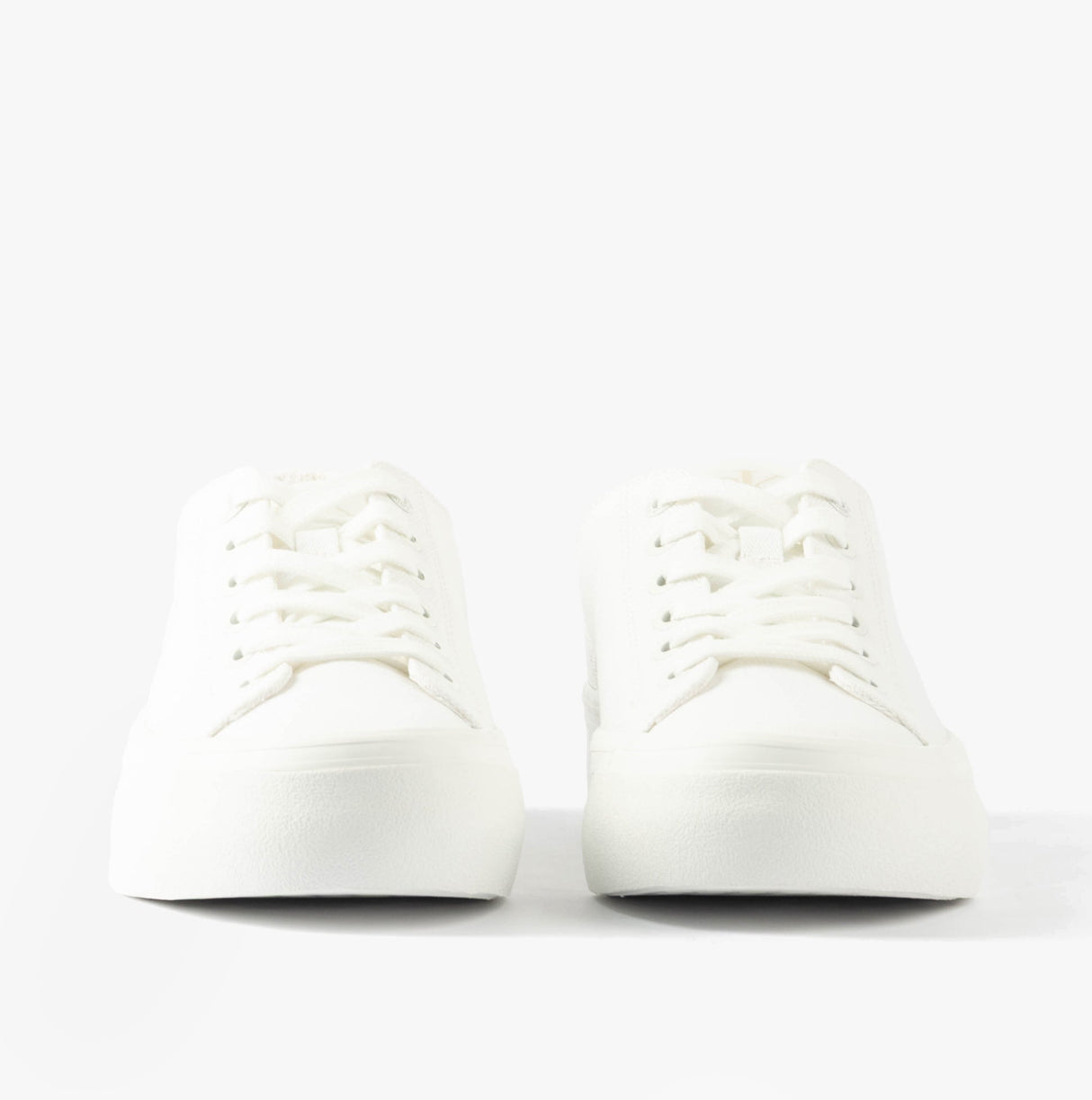 Calvin Klein VULC FLATFORM LOW Womens Trainers Triple Bright White