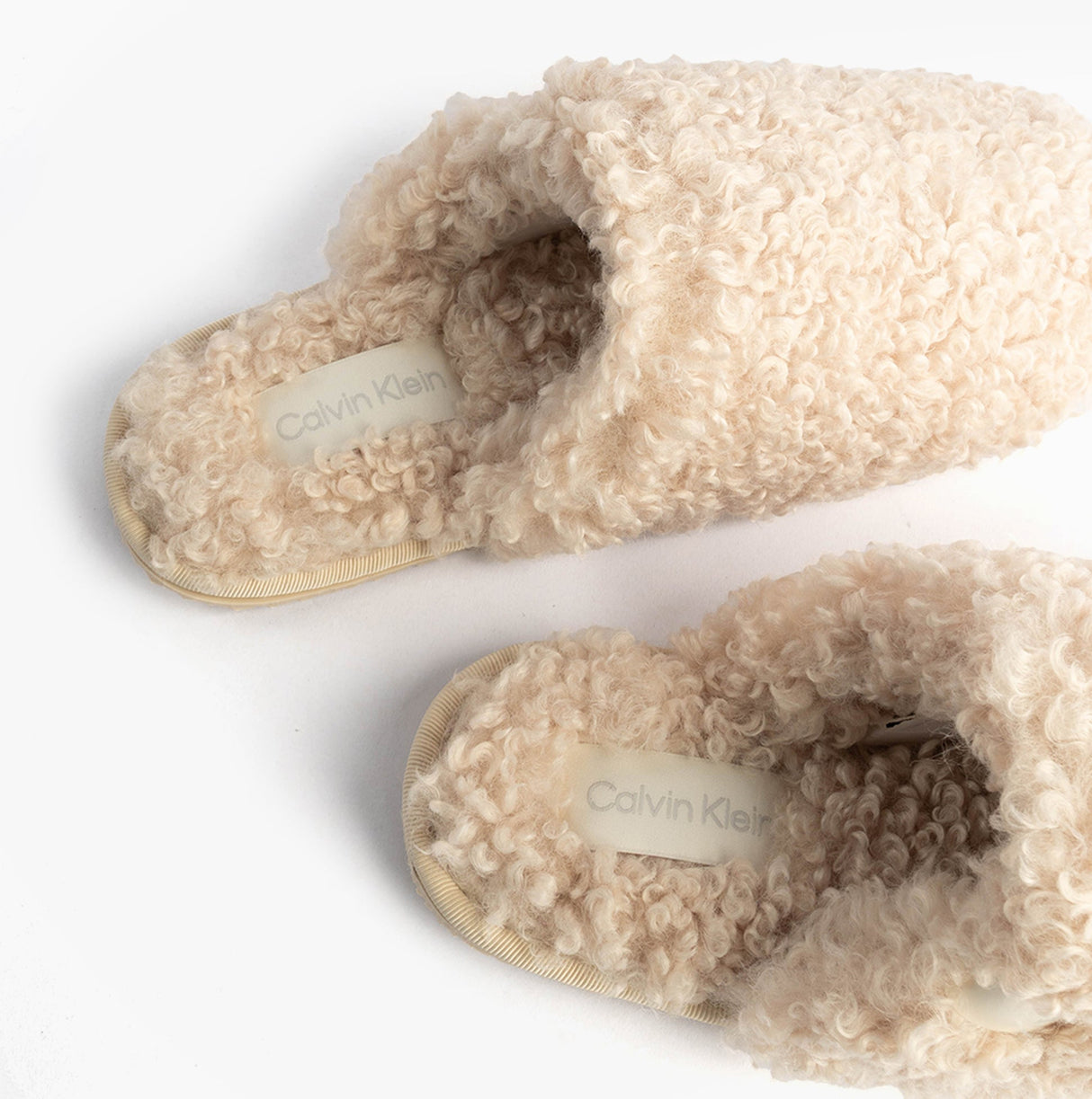 Calvin Klein CLOSE SLIPPER FUR Womens Slippers Marshmallow
