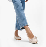 FitFlop DELICATO GLITZ-BOW LEATHER Womens Ballet Paris Beige