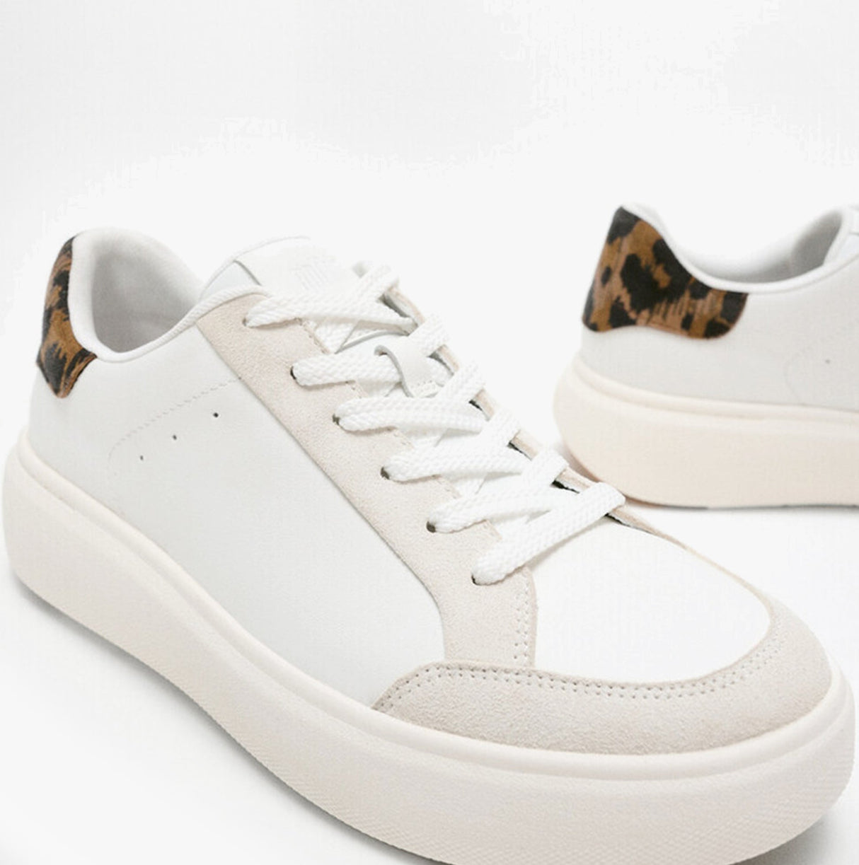 FitFlop RTG LEOPARD-BACKTAB LEATHER/SUEDE Womens Fashion Trainers Urban White/Chocolate Mix