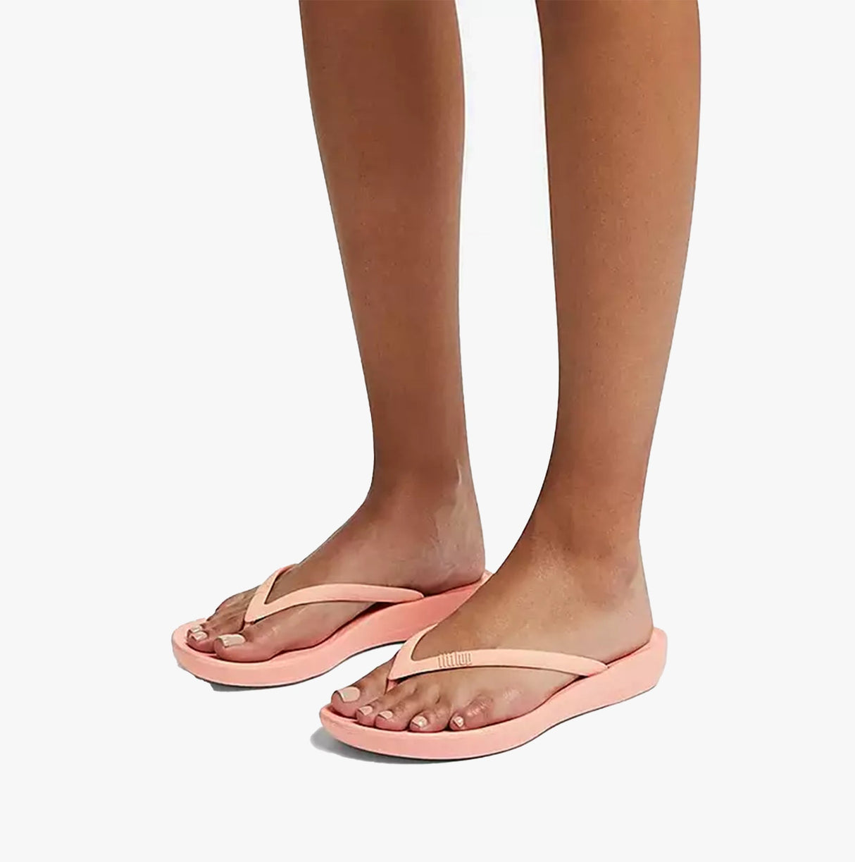 FitFlop iQUSHION ERGONOMIC Womens Flip Flops Blushy