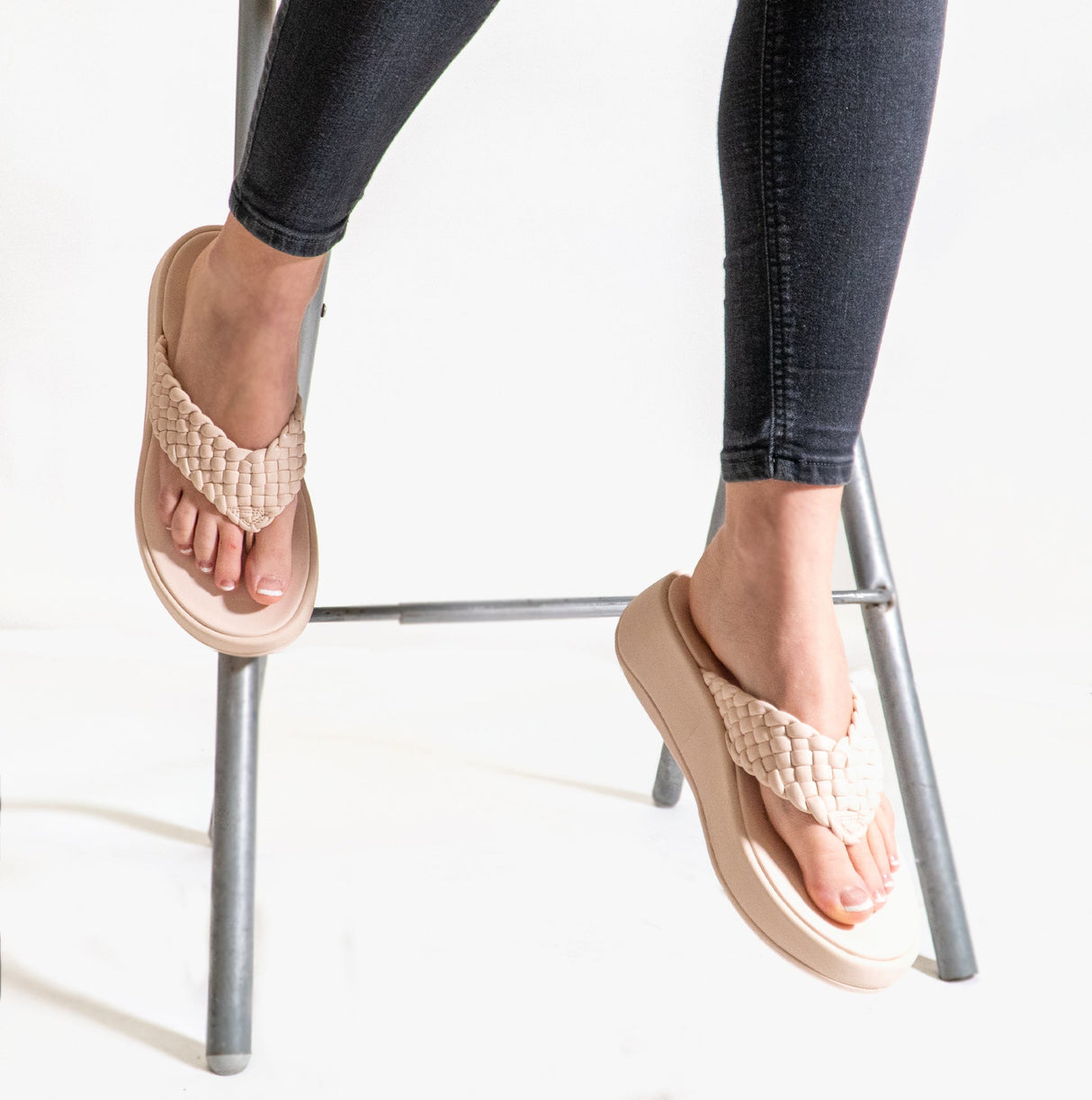 FitFlop F-MODE WOVEN-LEATHER Womens Toe Post Sandals Rose Foam