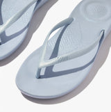 FitFlop iQUSHION PEARLIZED ERGONOMIC Womens Flip Flops Pearlized Skywash Blue
