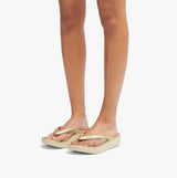 FitFlop RELIEFF METALLIC RECOVERY Womens Toe Post Gold