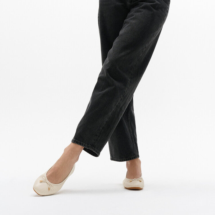 FitFlop DELICATO BOW SOFT Womens Ballet Flats Paris Beige