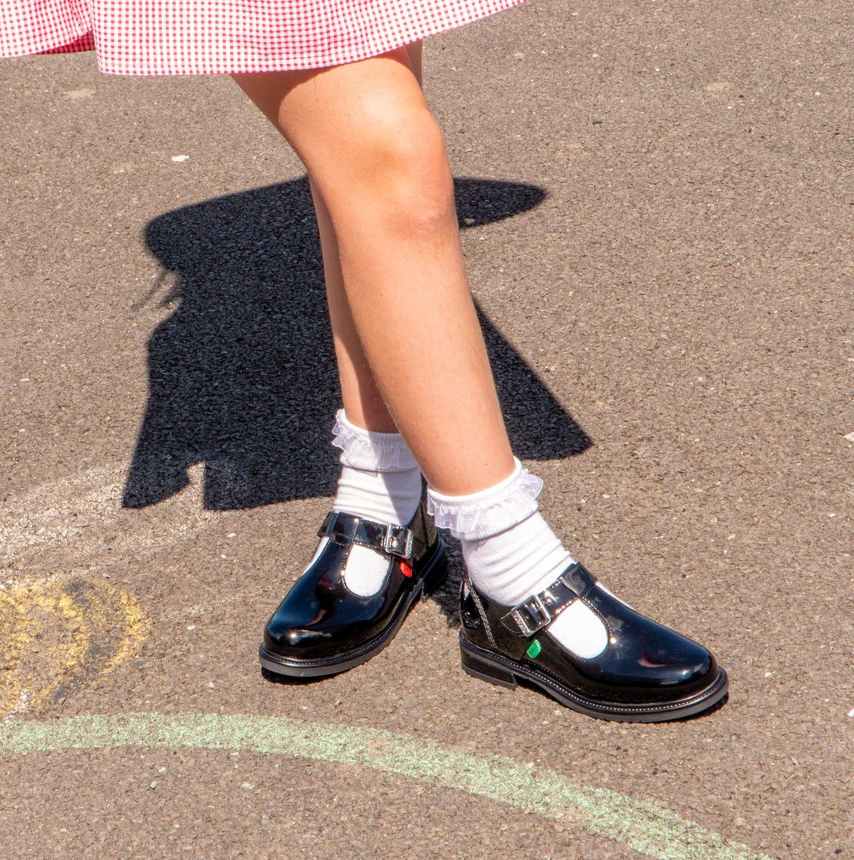 Kickers 116228 LACH T-BAR Girls School Shoes Black Patent