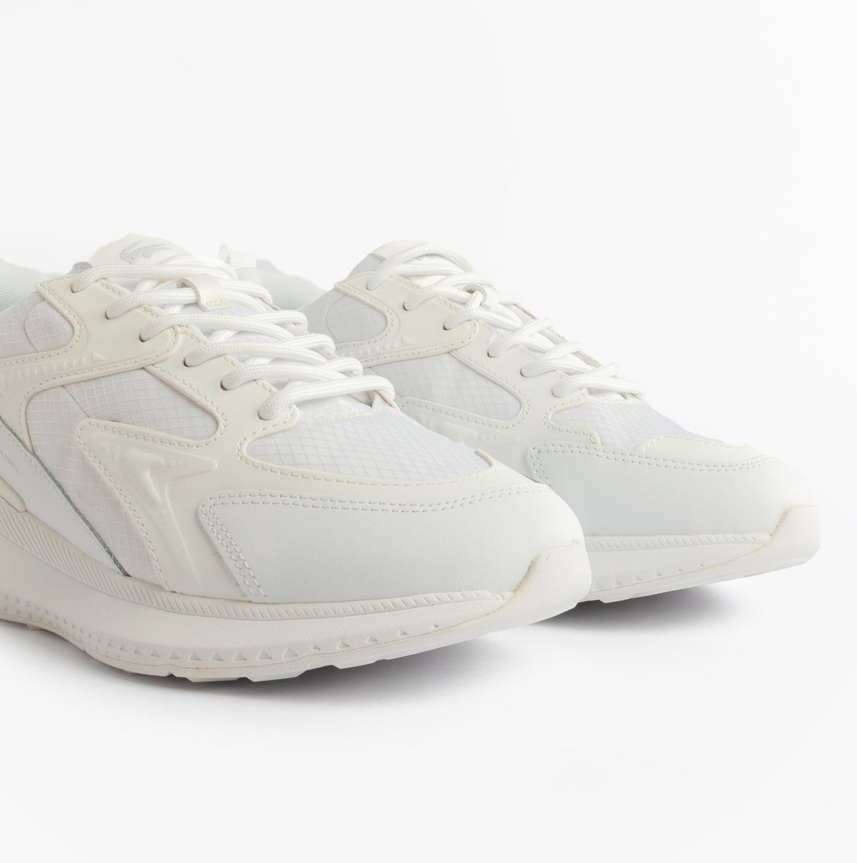 Lacoste L003 EVO Mens Performance Trainers Trainers White