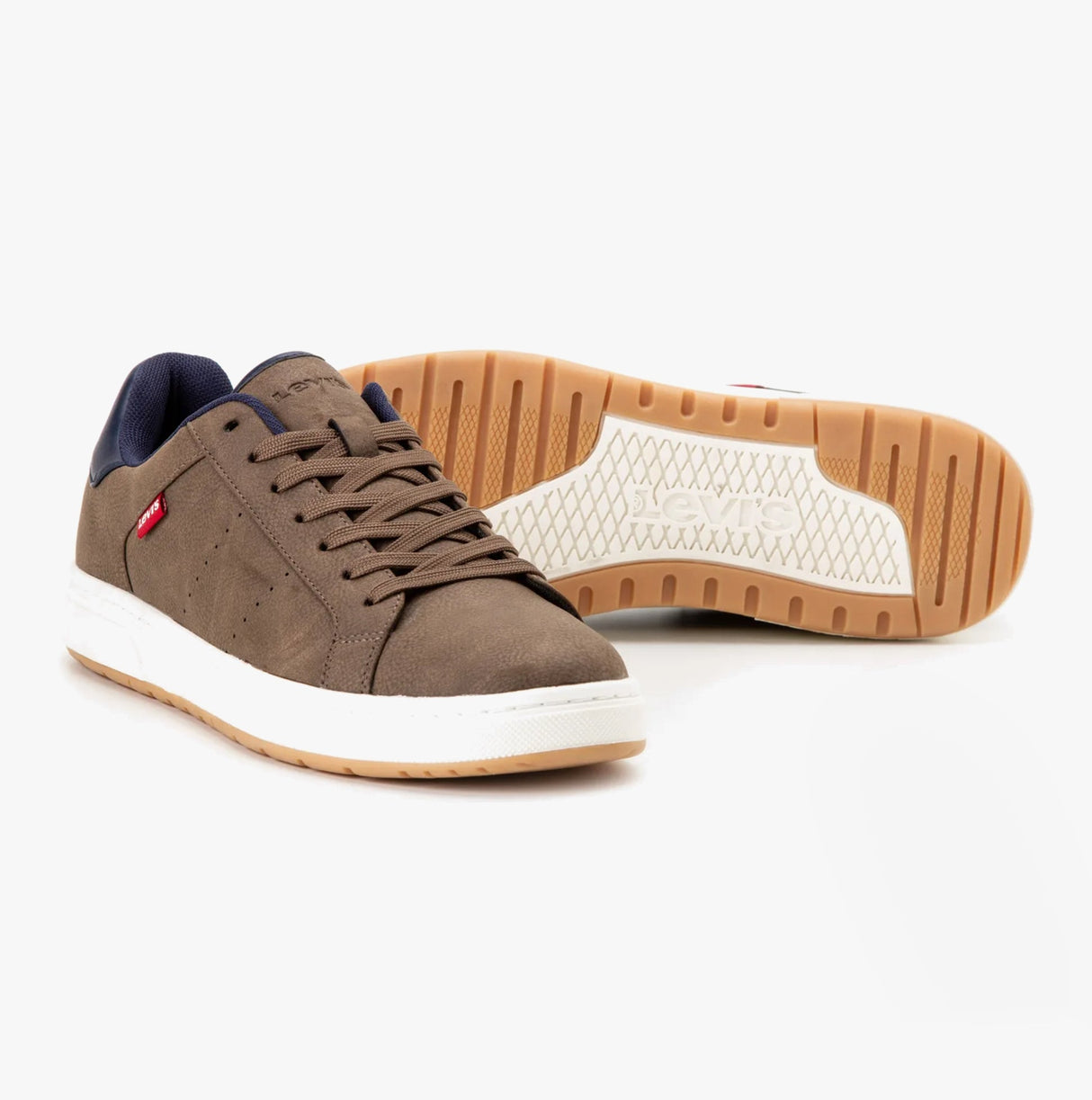 Levi's PIPER Mens Trainers Brown