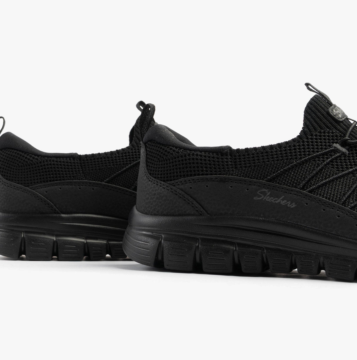 Skechers 100702/BBK GRACEFUL - PICTURE PERFECT Womens Trainers Black