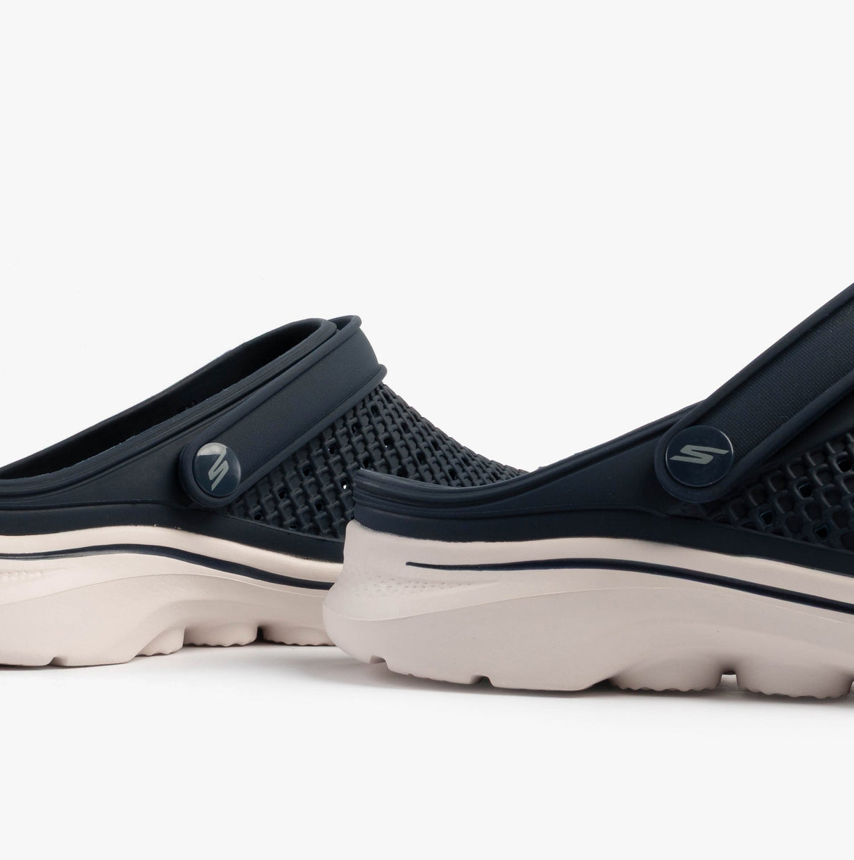 Skechers 111482/NVW GO WALK 7 FOAMIES - JOYOUS Womens Sandals Navy/White