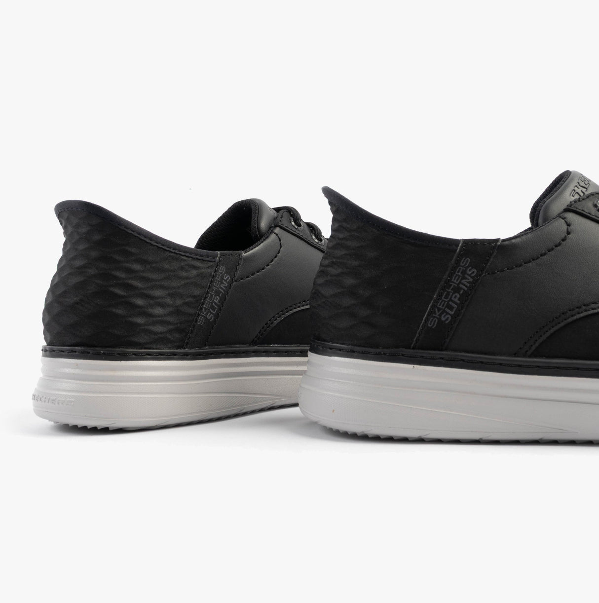 Skechers 205279/BLK HYLAND - RADLEY Mens Trainers Black