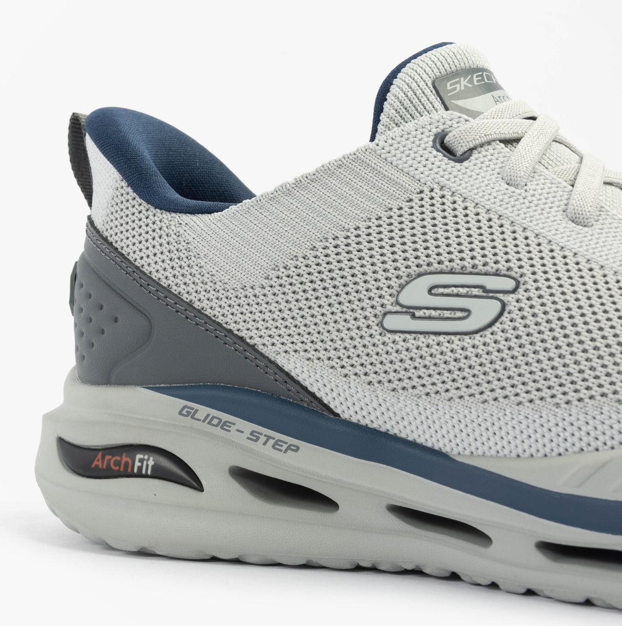 Skechers 210994/LTGY ARCH FIT ORVAN - KINCADE Mens Trainers Light Grey