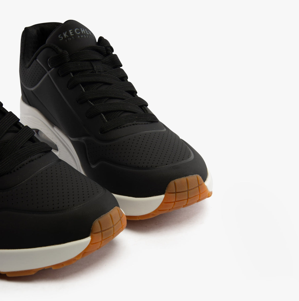 Skechers 52458/BLK UNO-STAND ON AIR Mens Trainers Black