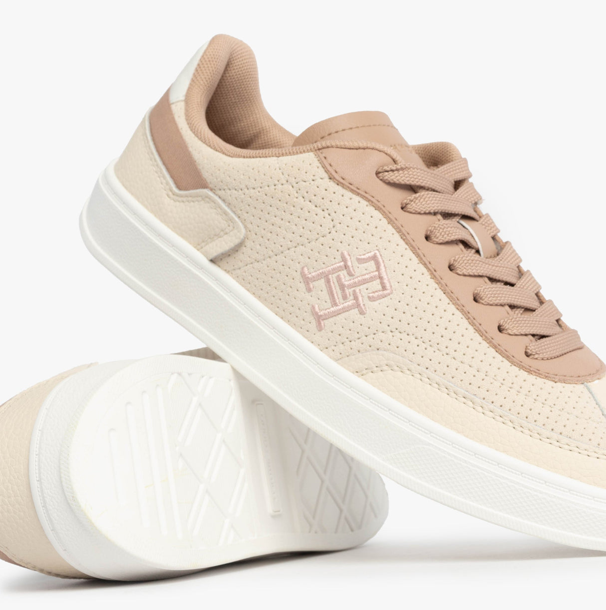 Tommy Hilfiger TH MONOGRAM Trainer Womens Trainers Muslin/Claystone