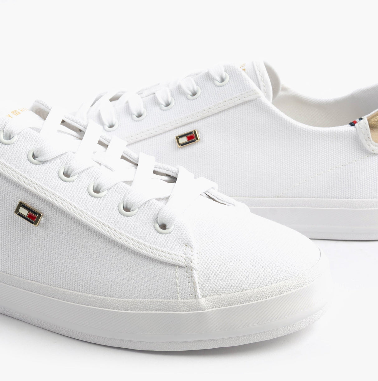 Tommy Hilfiger CANVAS METALLIC HEEL Womens Trainers White