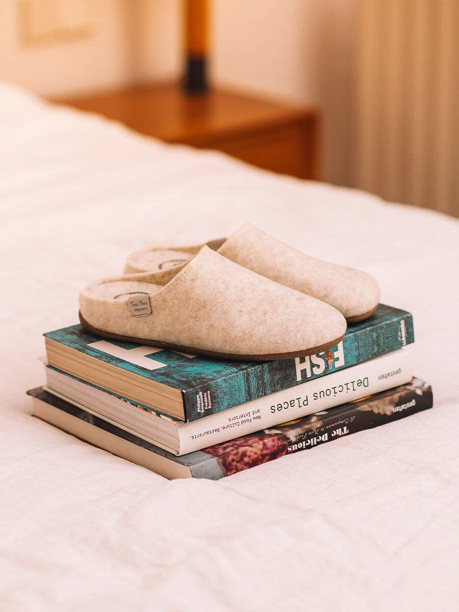 Toni Pons MONA-FR Womens Cru