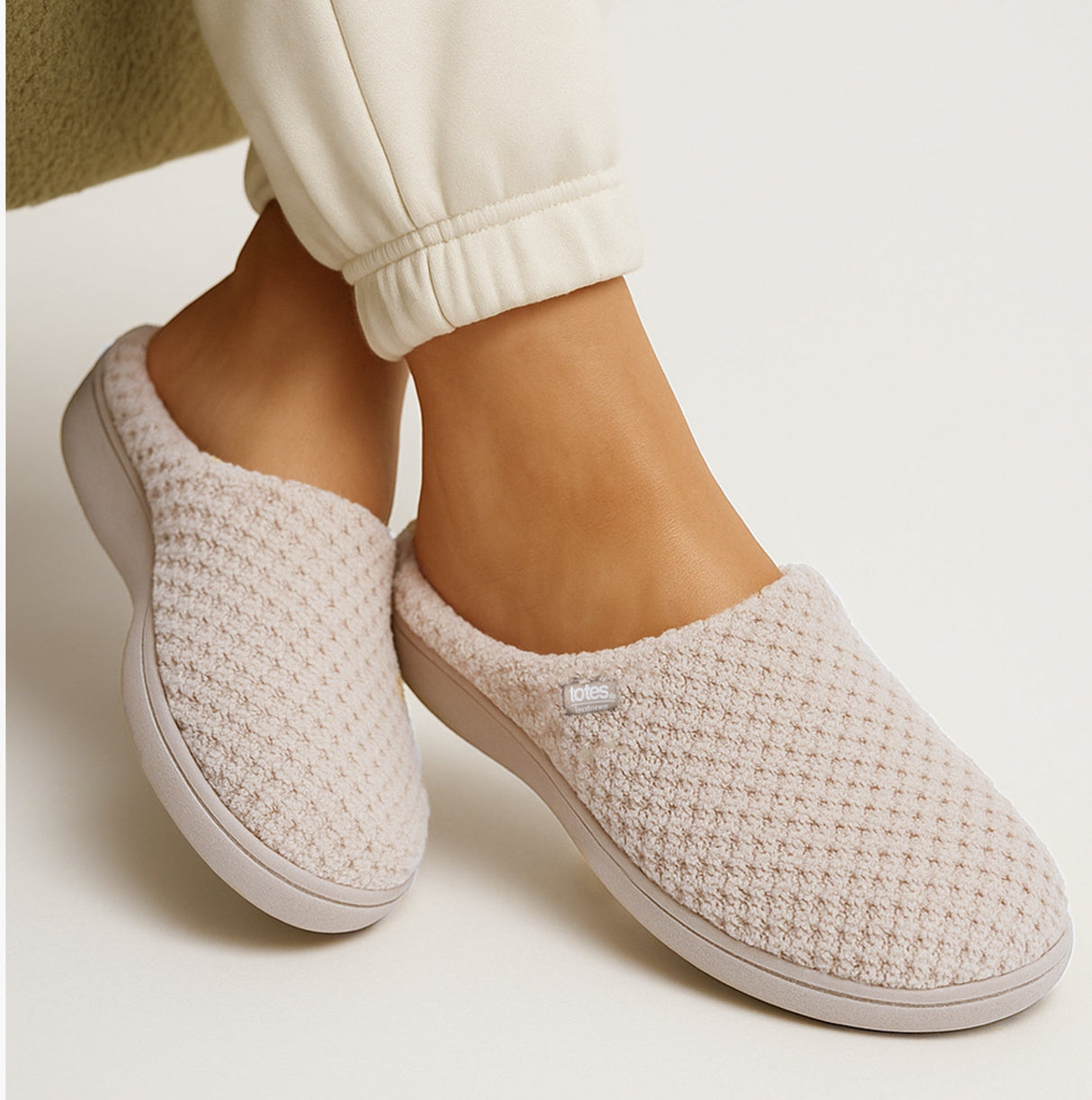 Totes Isotoner POPCORN TERRY Womens Mule Slippers Oat