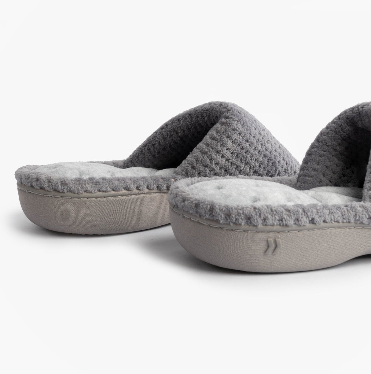 Totes Isotoner POPCORN TURNOVER OPEN TOE Womens Mule Slippers Pale Grey