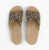 Totes Sol Bounce 0359FLEO Womens Cross Slides Natural Leopard