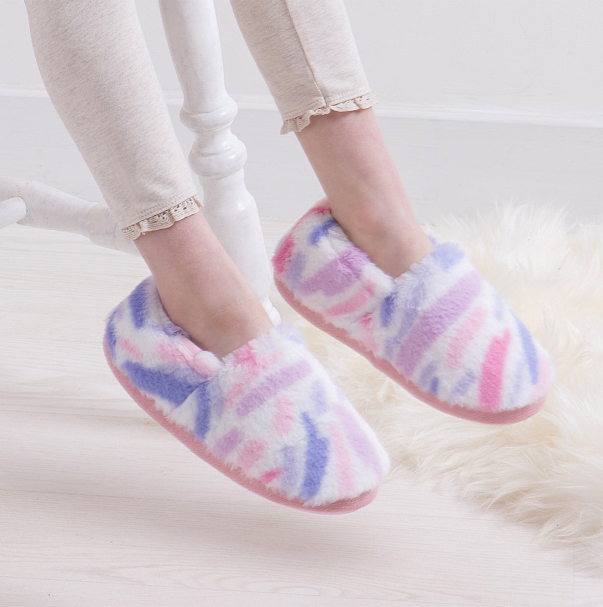 Totes Toasties SHORT Full Back Slippers Unisex Kids Multi