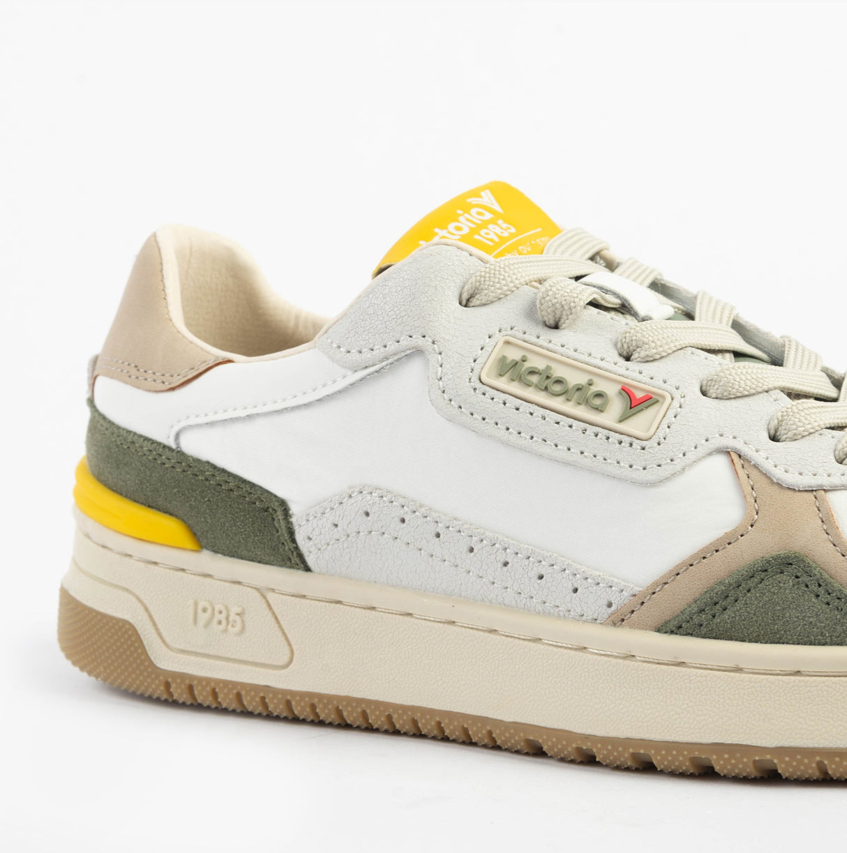 Victoria C80 Womens Trainers Kaki