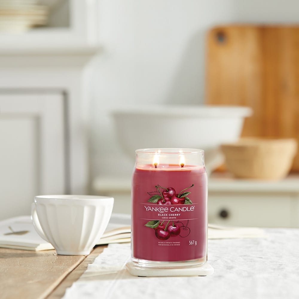 Yankee Black Cherry Signature Large Jar