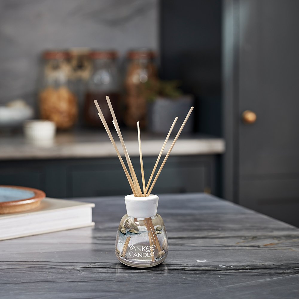 Yankee Amber & Sandalwood Reed Diffuser