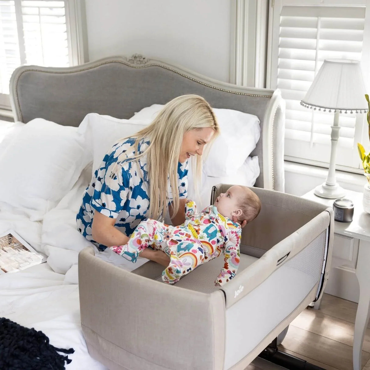 Joie Roomie Go Bedside Crib - Shale