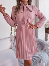 Autumn and winter temperament tie waist long sleeve pleated skirt