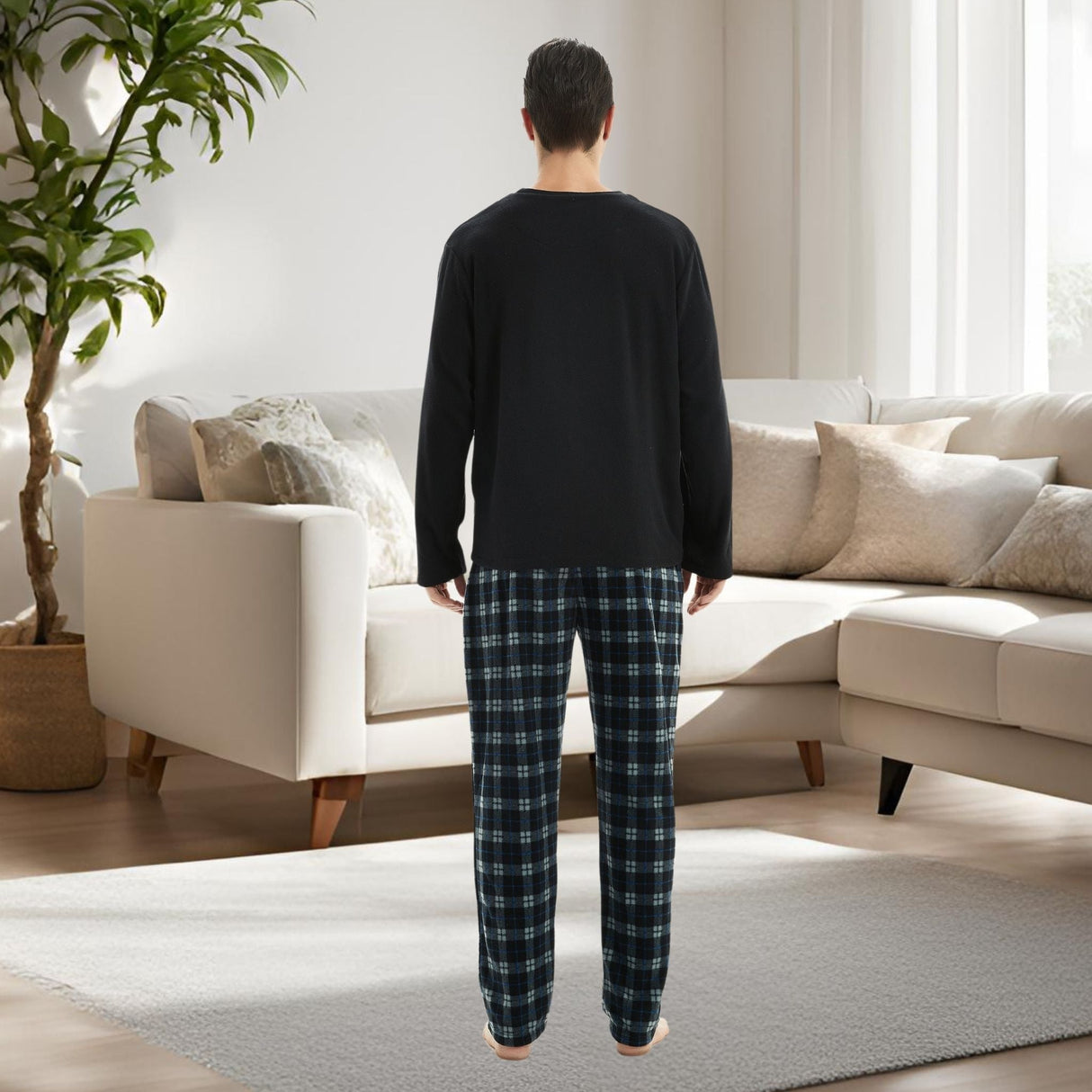 Men's Black Long Sleeve Pyjama Set made of Fleece Loungewear.